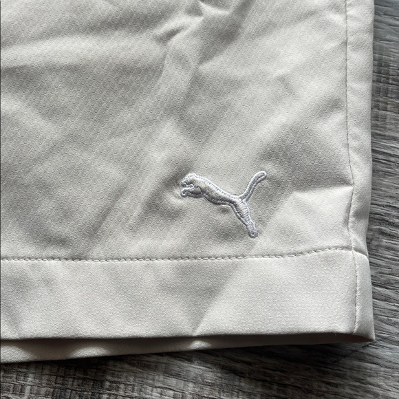 Puma Khaki Golf Shorts Dry Fit 11” Inseam Flat Front, Casual Work, Men’s Size M - Picture 3 of 11